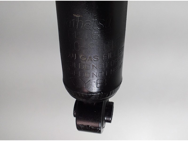 Recambio de amortiguador delantero izquierdo para daihatsu feroza f-300 referencia OEM IAM 48510-87615 64528 