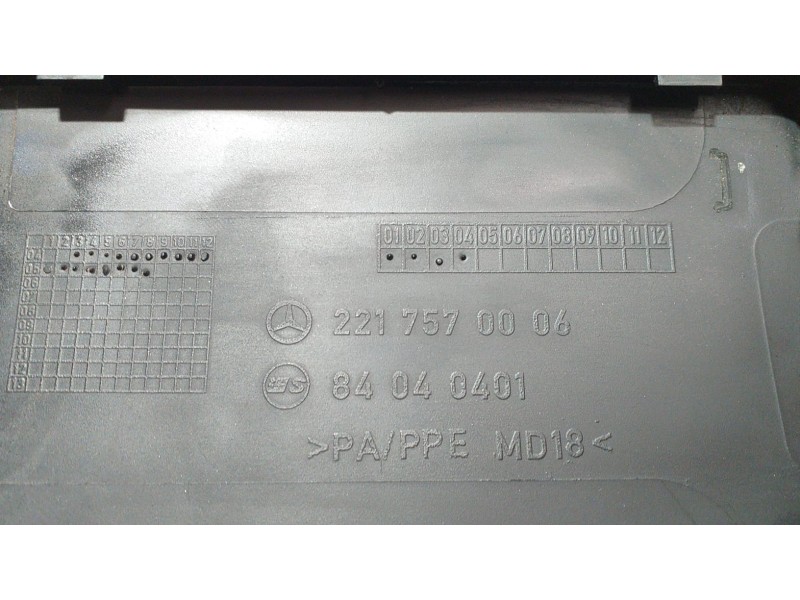 Recambio de tapa exterior combustible para mercedes-benz clase s (w221) berlina 350 (221.056) referencia OEM IAM 2217570006 6454