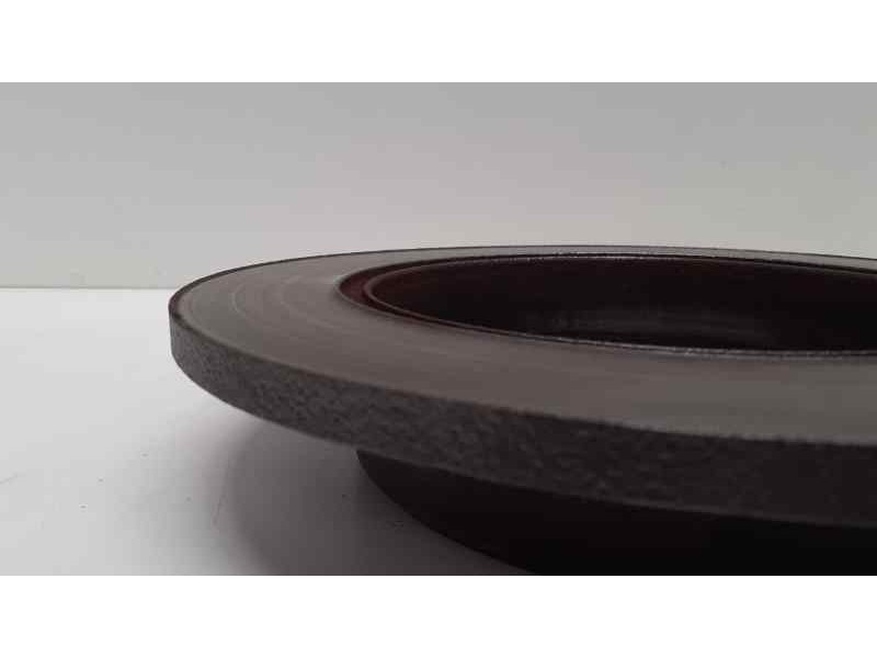 Recambio de disco freno trasero para chrysler voyager (rg) 2.5 crd lx warner bros referencia OEM IAM 04721023AG 39632 