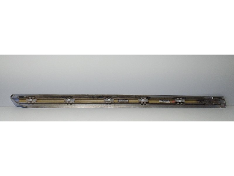 Recambio de molduras traseras para mercedes-benz clase r (w251) 320 cdi l (251.122) referencia OEM IAM A2516902562 73054 