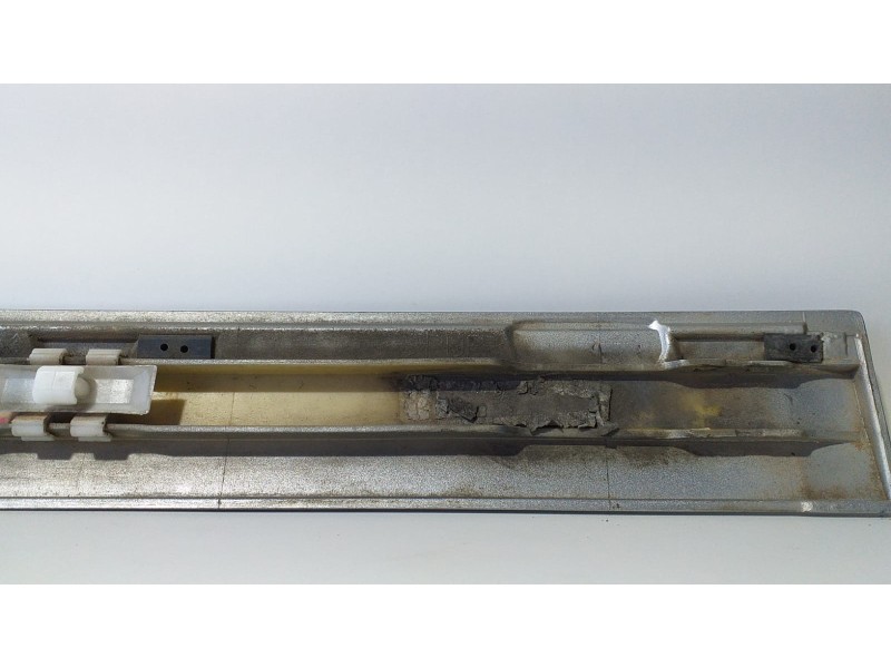 Recambio de molduras traseras para mercedes-benz clase r (w251) 320 cdi l (251.122) referencia OEM IAM A2516902562 73054 