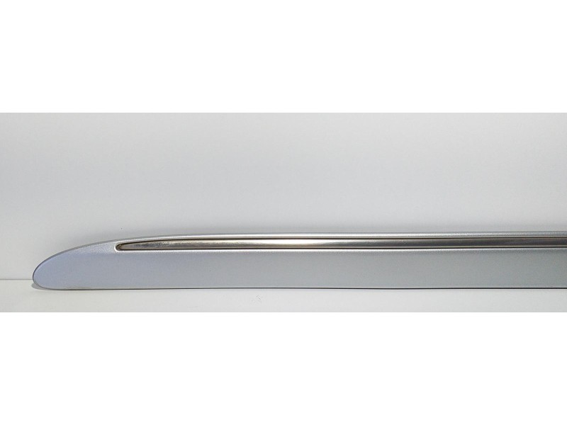 Recambio de molduras delanteras para mercedes-benz clase r (w251) 320 cdi l (251.122) referencia OEM IAM A2516902162 73055 