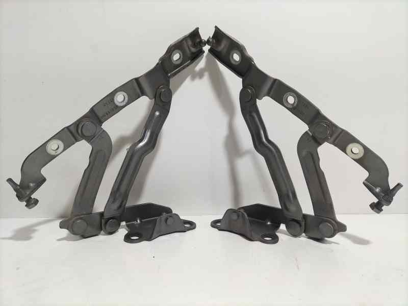 Recambio de bisagra puerta trasera derecha para chrysler 300 c 3.0 crd referencia OEM IAM EXL 80172 R