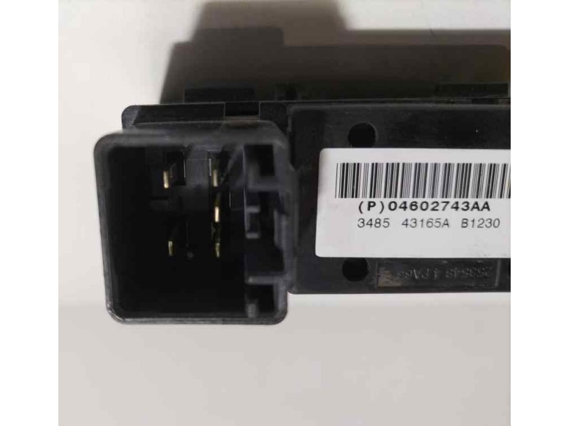 Recambio de mando elevalunas trasero izquierdo para chrysler 300 c 3.0 crd referencia OEM IAM 04602743AA 80178 R