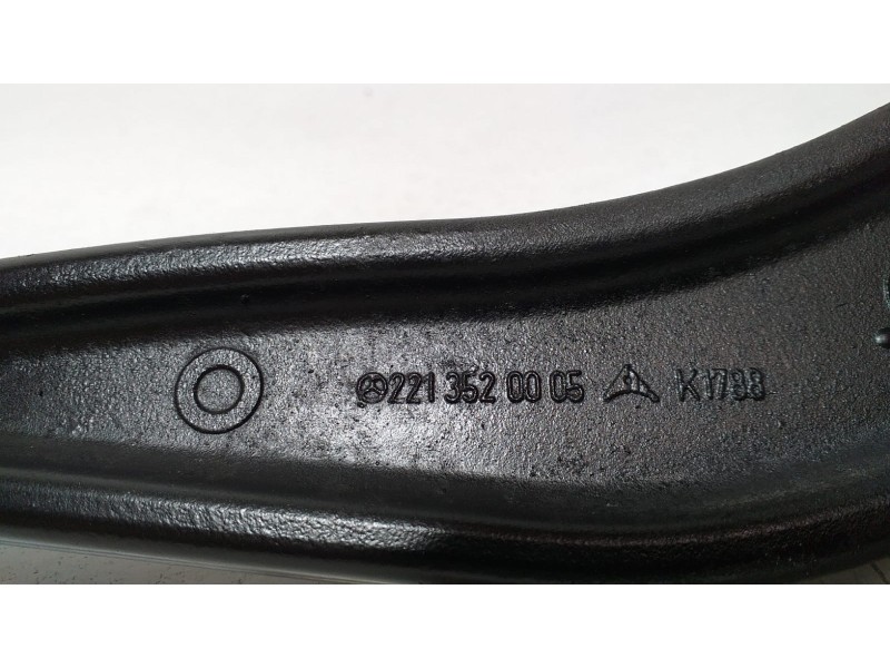 Recambio de brazo suspension superior trasero derecho para mercedes-benz clase s (w221) berlina 350 (221.056) referencia OEM IAM