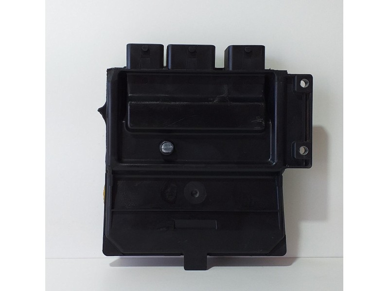 Recambio de centralita motor uce para renault scenic ii authentique referencia OEM IAM 8200334419 73110 R