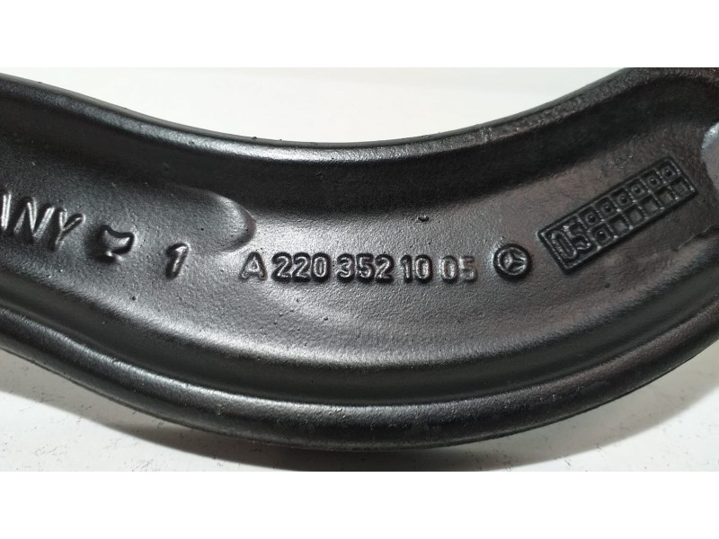Recambio de brazo suspension superior trasero derecho para mercedes-benz clase s (w221) berlina 350 (221.056) referencia OEM IAM