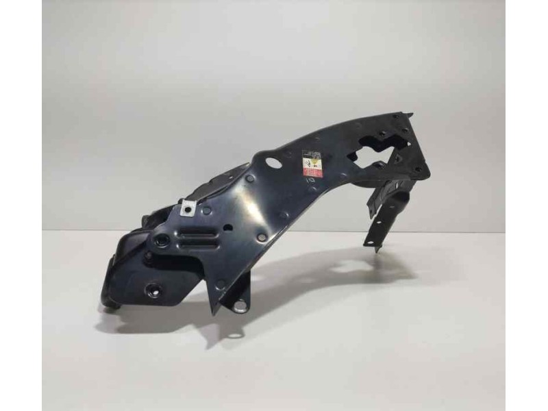 Recambio de soporte faro izquierdo para mercedes-benz clase e (w211) berlina e 320 cdi (211.026) referencia OEM IAM A2116260530 