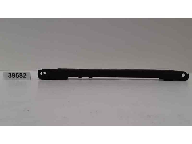 Recambio de brazo suspension inferior trasero derecho para volvo s80 berlina 2.4 d referencia OEM IAM D5244T 39682 