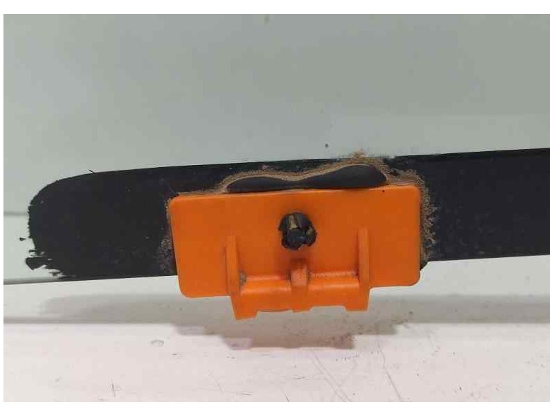 Recambio de luna trasera izquierda para nissan terrano/terrano.ii (r20) se (5-ptas.) referencia OEM IAM TD27TI 85676 