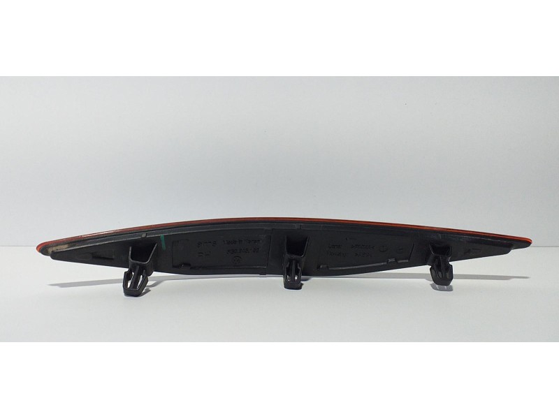 Recambio de catadioptrico trasero derecho para volkswagen golf vii lim. advance bluemotion referencia OEM IAM 5G0945106 73189 R