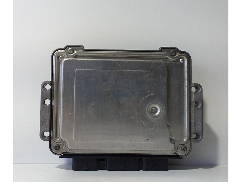 Recambio de centralita motor uce para renault megane ii berlina 3p confort expression referencia OEM IAM 8200310863 73194 R