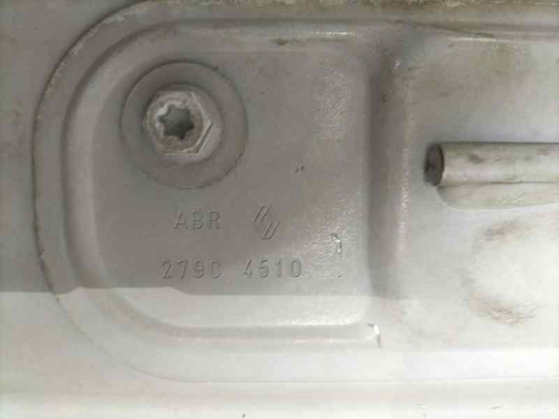 Recambio de capot para renault clio iii authentique referencia OEM IAM 7751479109 80250 