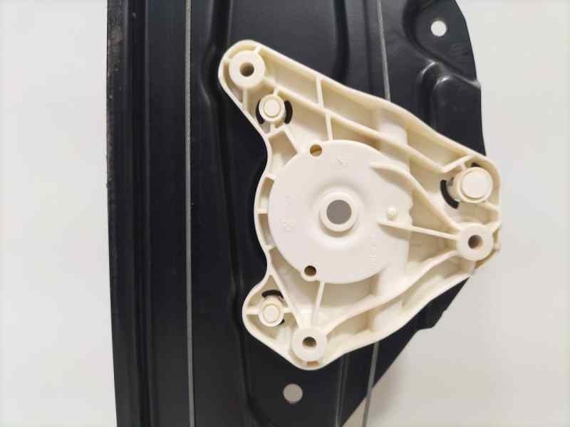 Recambio de elevalunas trasero derecho para mercedes-benz clase e (w211) berlina e 270 cdi (211.016) referencia OEM IAM A2117300