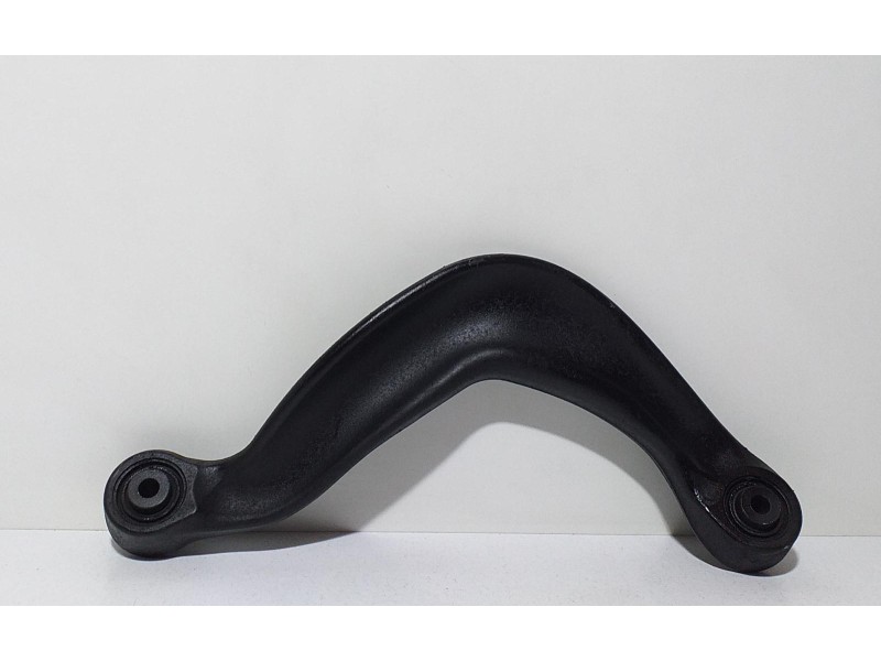 Recambio de brazo suspension superior trasero derecho para audi q5 (8r) 2.0 tdi (125kw) referencia OEM IAM 8K0505324H 64716 