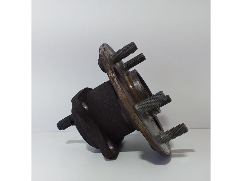 Recambio de buje para toyota auris business referencia OEM IAM 1ND 73283 R