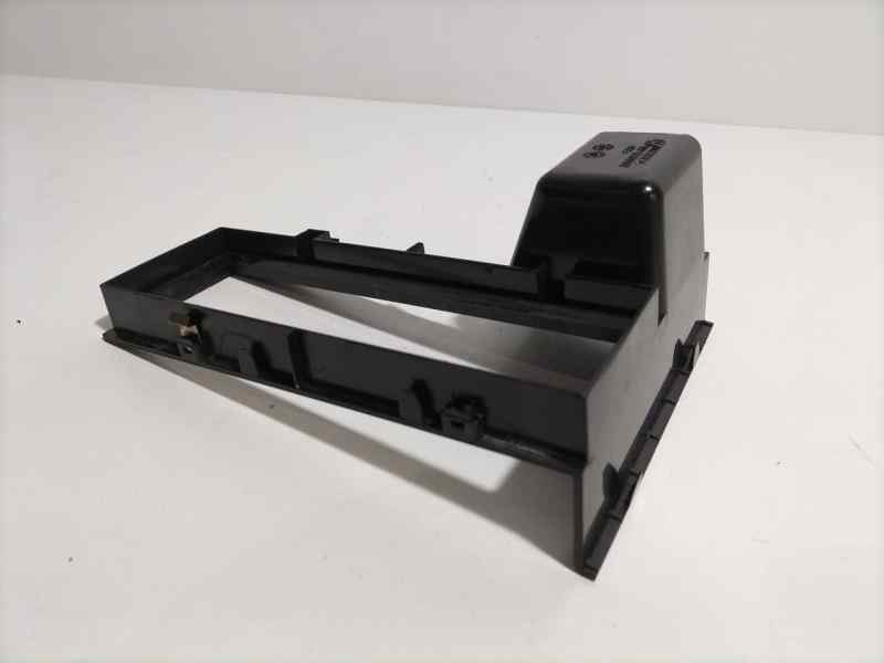 Recambio de moldura para volkswagen touran (1t2) edition referencia OEM IAM 1T0858373C 80292 R