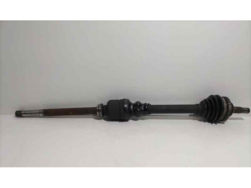 Recambio de transmision delantera derecha para citroën xantia berlina 2.0 hdi sx referencia OEM IAM 3273Z7 80401 