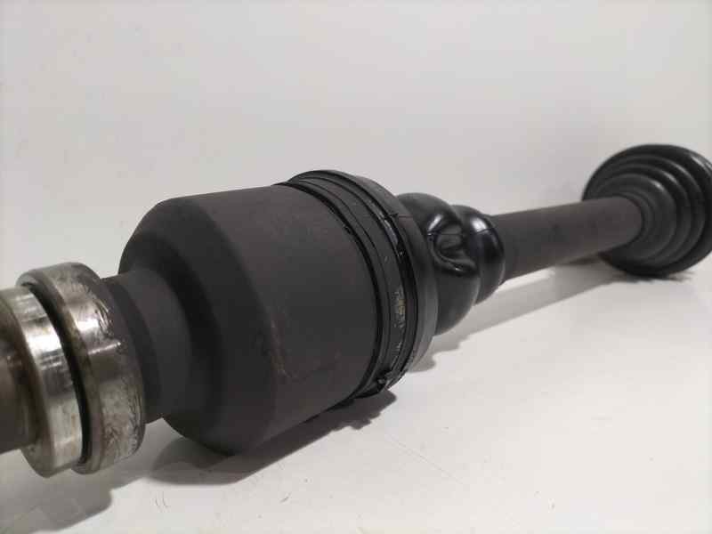 Recambio de transmision delantera derecha para citroën xantia berlina 2.0 hdi sx referencia OEM IAM 3273Z7 80401 