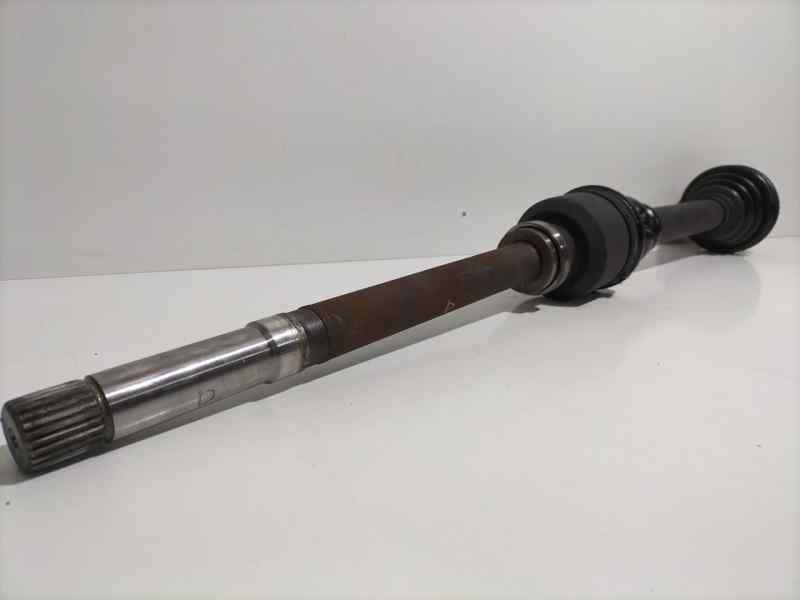 Recambio de transmision delantera derecha para citroën xantia berlina 2.0 hdi sx referencia OEM IAM 3273Z7 80401 