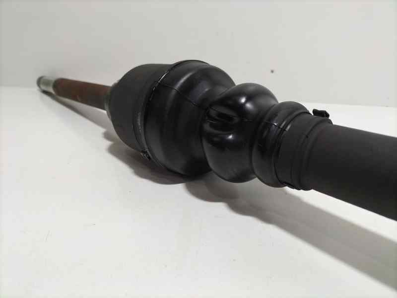 Recambio de transmision delantera derecha para citroën xantia berlina 2.0 hdi sx referencia OEM IAM 3273Z7 80401 