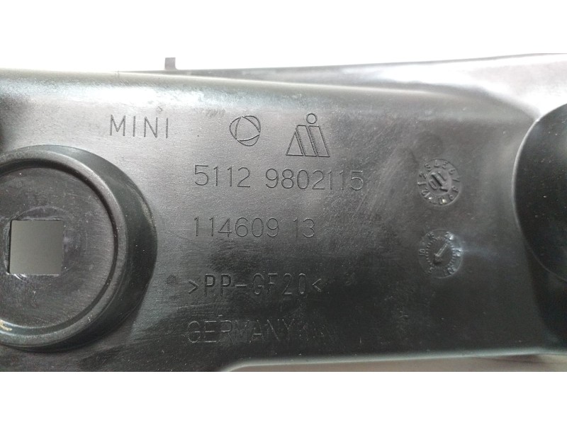 Recambio de molduras traseras para mini countryman (r60) cooper referencia OEM IAM 51129802115 52784 