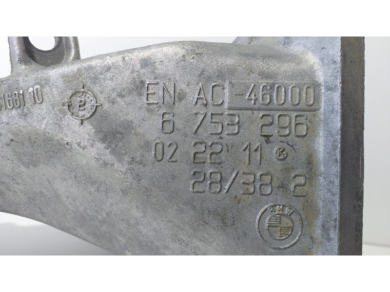 Recambio de soporte motor para bmw serie 3 berlina (e46) 318i referencia OEM IAM 6753296 73296 R