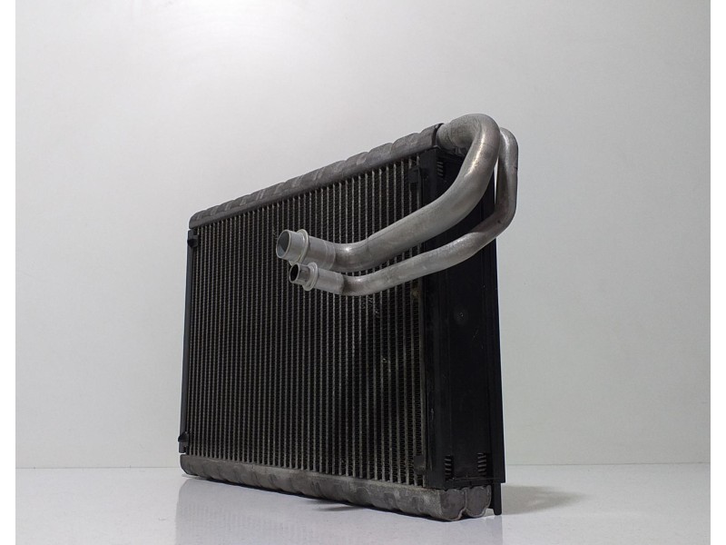 Recambio de evaporador aire acondicionado para audi q5 (8r) 2.0 tdi (125kw) referencia OEM IAM H1392009 64790 