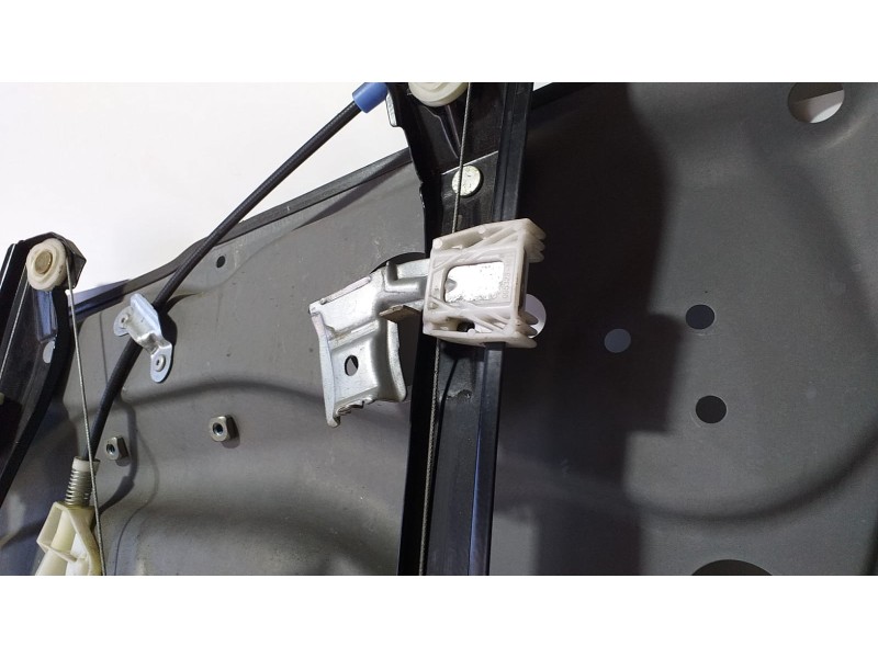 Recambio de elevalunas delantero izquierdo para mercedes-benz clase b (w245) 200 cdi (245.208) referencia OEM IAM A1697202779 73