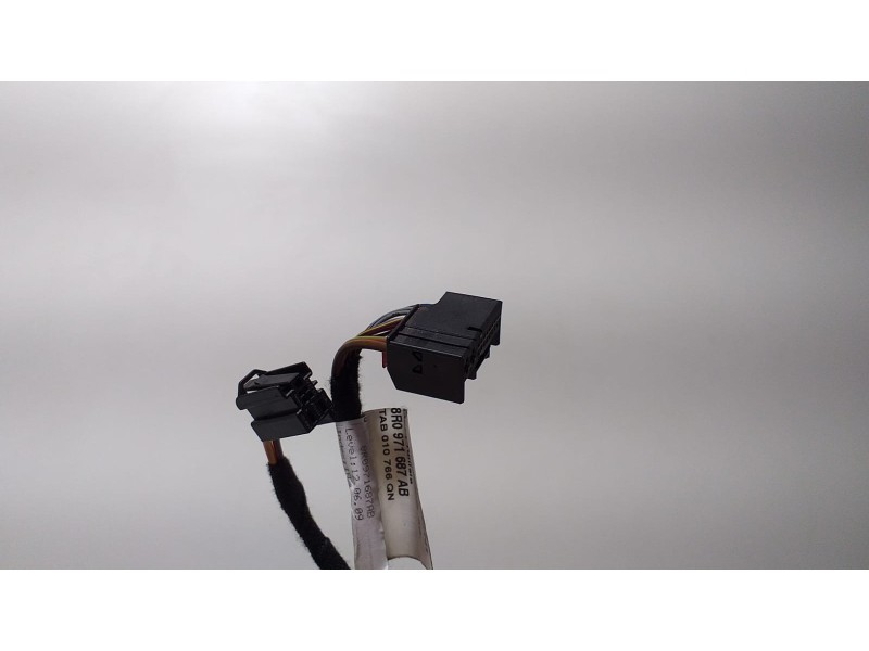 Recambio de puerta trasera izquierda para audi q5 (8r) 2.0 tdi (125kw) referencia OEM IAM 8R0941687AB 64797 