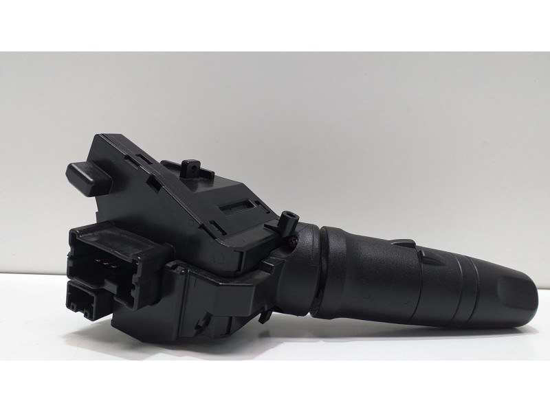 Recambio de mando luces para nissan terrano/terrano.ii (r20) aventura referencia OEM IAM 255408H702 52813 