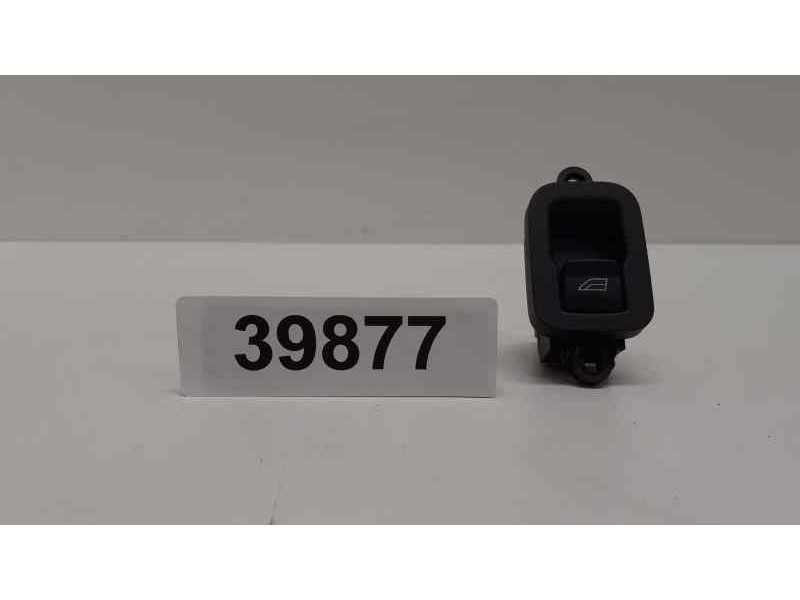 Recambio de mando elevalunas trasero izquierdo para volvo s40 berlina 2.0 d summum referencia OEM IAM 30658449 39877 