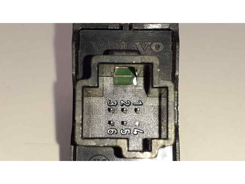Recambio de mando elevalunas delantero derecho para volvo s40 berlina 2.0 d summum referencia OEM IAM 30658448 39880 