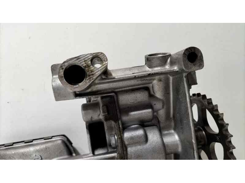 Recambio de bomba aceite para volkswagen polo berlina (6n1) concept referencia OEM IAM 9431291021 82424 