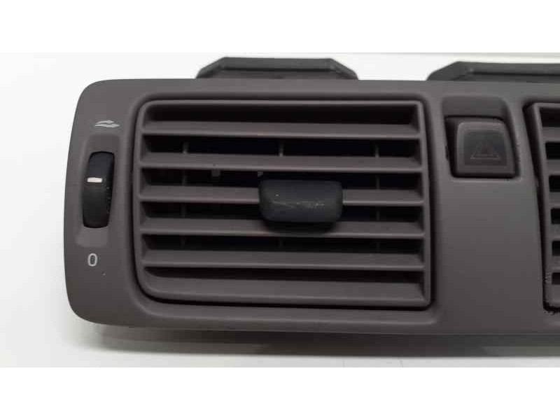Recambio de rejilla aireadora para volvo s40 berlina 2.0 d summum referencia OEM IAM 30739296 39882 