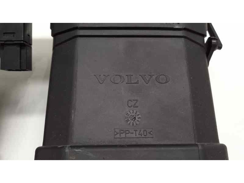 Recambio de rejilla aireadora para volvo s40 berlina 2.0 d summum referencia OEM IAM 30739296 39882 