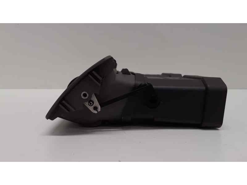 Recambio de rejilla aireadora para volvo s40 berlina 2.0 d summum referencia OEM IAM 30739296 39882 