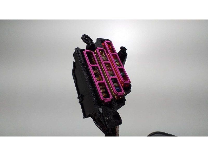 Recambio de caja reles / fusibles para audi q5 (8r) 2.0 tdi (125kw) referencia OEM IAM CAHA 64812 