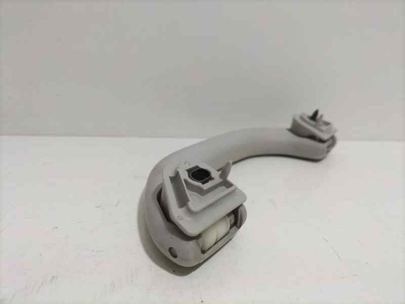 Recambio de maneta interior delantera derecha para volkswagen touran (1t2) edition referencia OEM IAM 6N0857607AB 80426 R