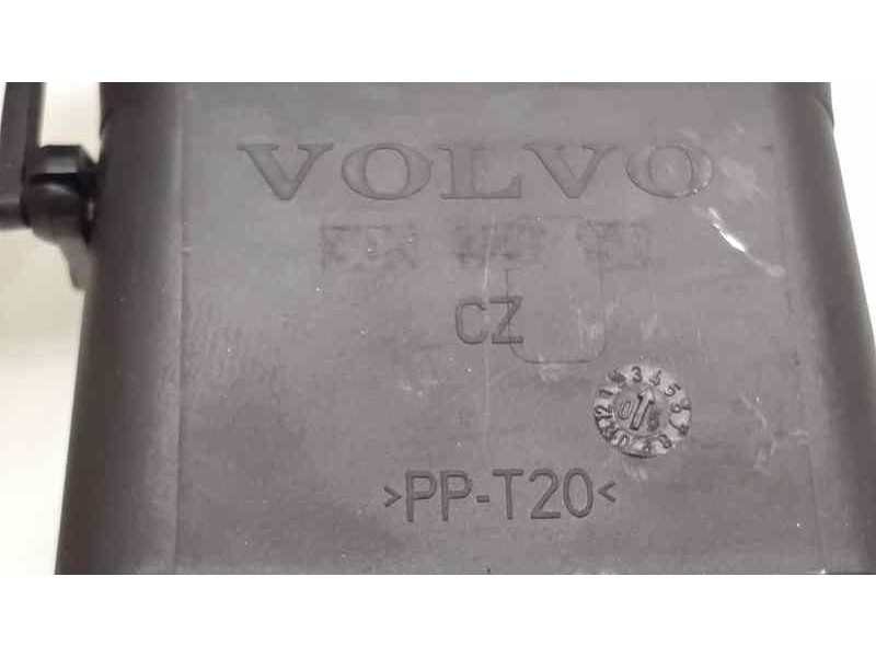 Recambio de rejilla aireadora para volvo s40 berlina 2.0 d summum referencia OEM IAM Y01102 39883 