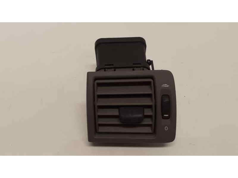 Recambio de rejilla aireadora para volvo s40 berlina 2.0 d summum referencia OEM IAM Y01102 39883 