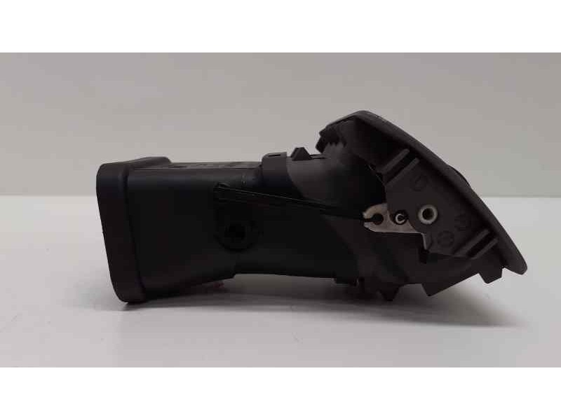 Recambio de rejilla aireadora para volvo s40 berlina 2.0 d summum referencia OEM IAM Y01128 39884 