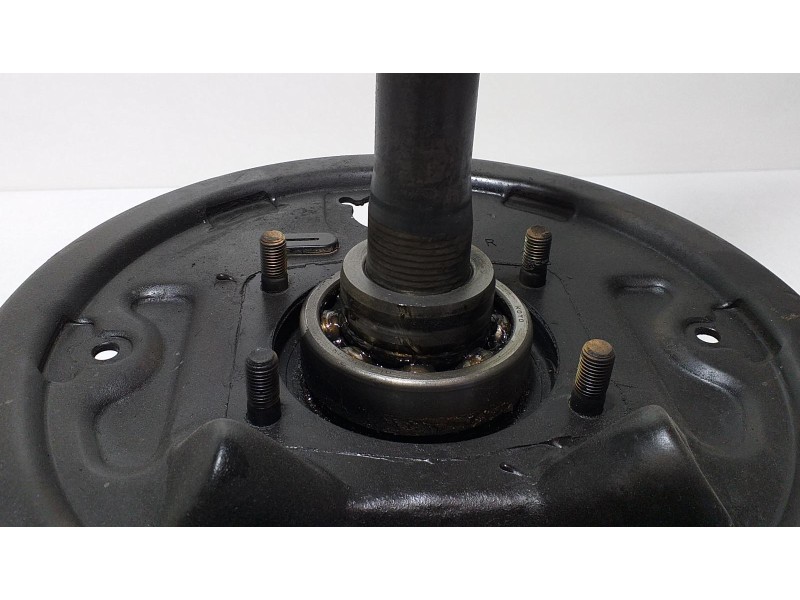 Recambio de mangueta trasera derecha para daihatsu feroza f-300 referencia OEM IAM HD 64842 