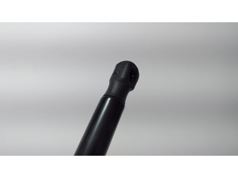 Recambio de amortiguadores capo para land rover range rover sport autobiography hybrid referencia OEM IAM CK5216C826AC 73358 R