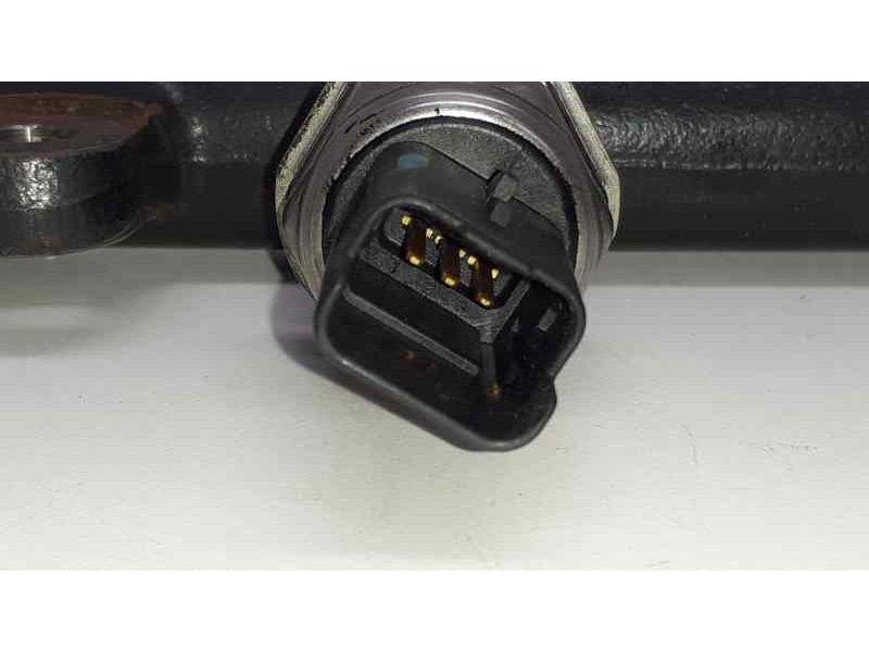 Recambio de rampa inyectora para volvo s40 berlina 2.0 d summum referencia OEM IAM 9654726280 39896 