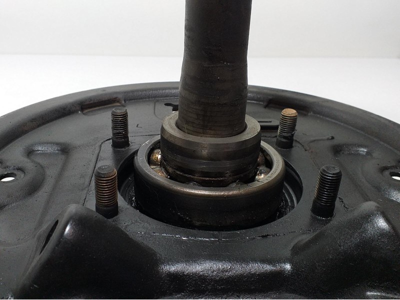 Recambio de mangueta trasera izquierda para daihatsu feroza f-300 referencia OEM IAM HD 64843 