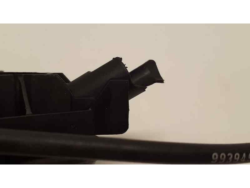 Recambio de maneta exterior trasera izquierda para volvo s40 berlina 2.0 d summum referencia OEM IAM 30663865 39902 