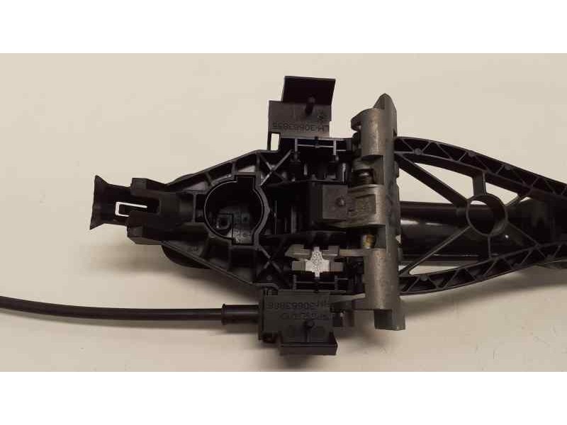 Recambio de maneta exterior delantera derecha para volvo s40 berlina 2.0 d summum referencia OEM IAM 30663865 39903 