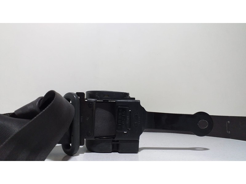 Recambio de cinturon seguridad delantero derecho para daihatsu feroza f-300 referencia OEM IAM HD 64859 