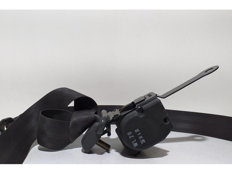 Recambio de cinturon seguridad delantero derecho para daihatsu feroza f-300 referencia OEM IAM HD 64859 